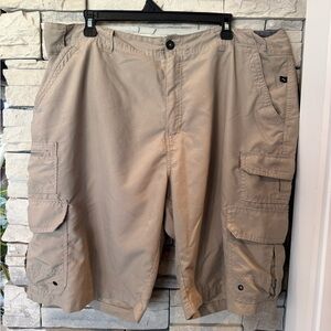 Denali Lightweight Cargo Shorts Men’s Size 40 Khaki Outdoor